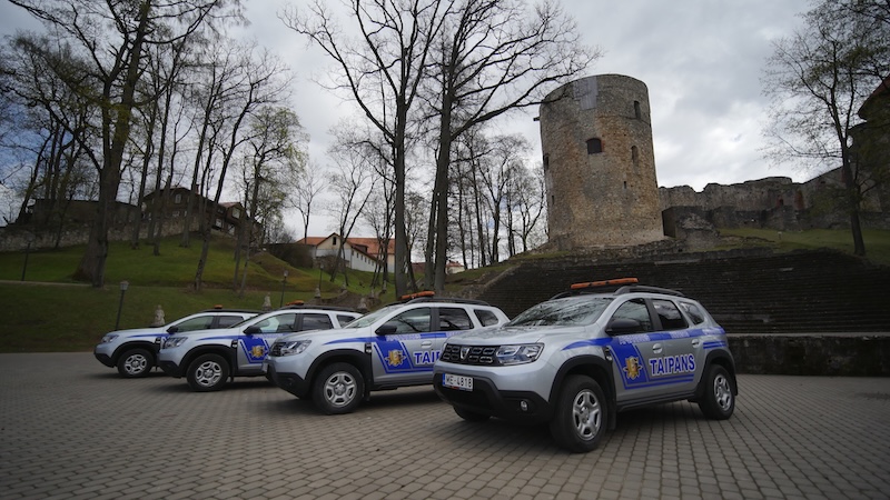 Teh apsardze cars team